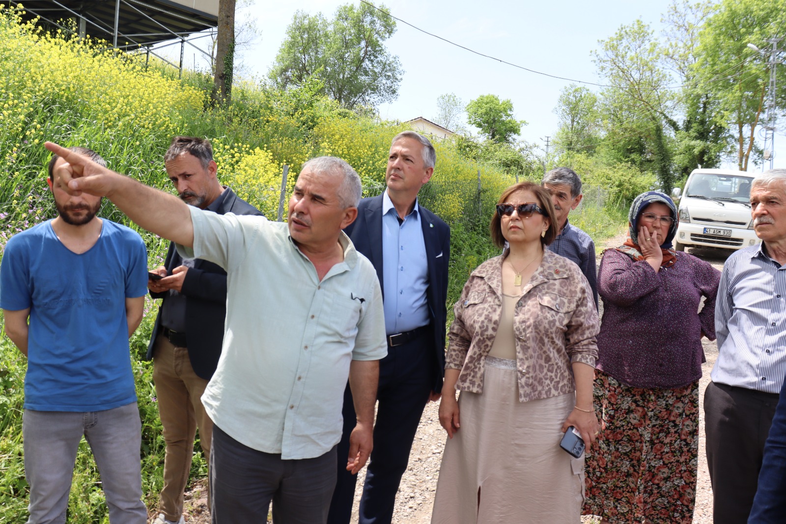 İzmit Belediyesi, Böğürgen Mahallesinde talepleri dinledi (4)