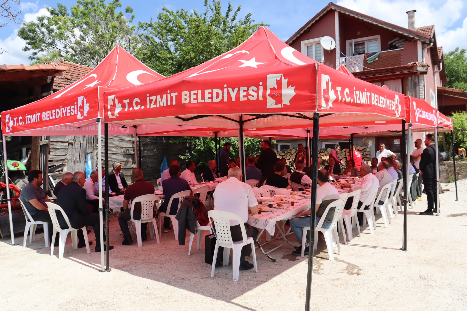 İzmit Belediyesi kırsalın nabzını Çağırgan’da tuttu (5)