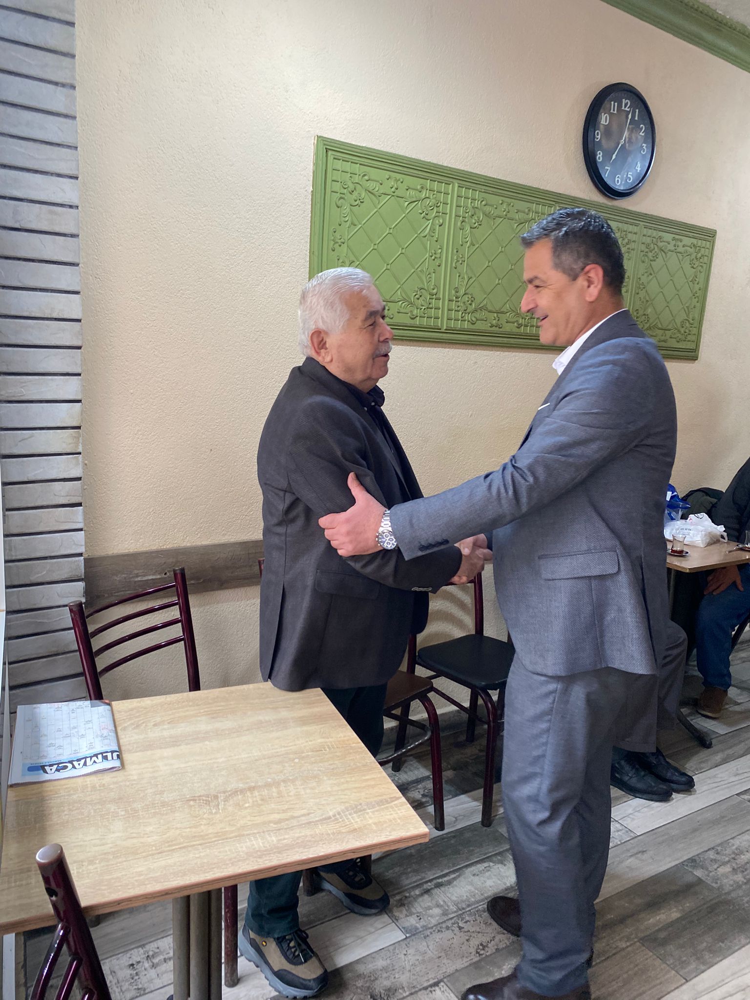 İzmit Belediyesinden Bekirdere’de emekçilere sabah ziyareti (4)