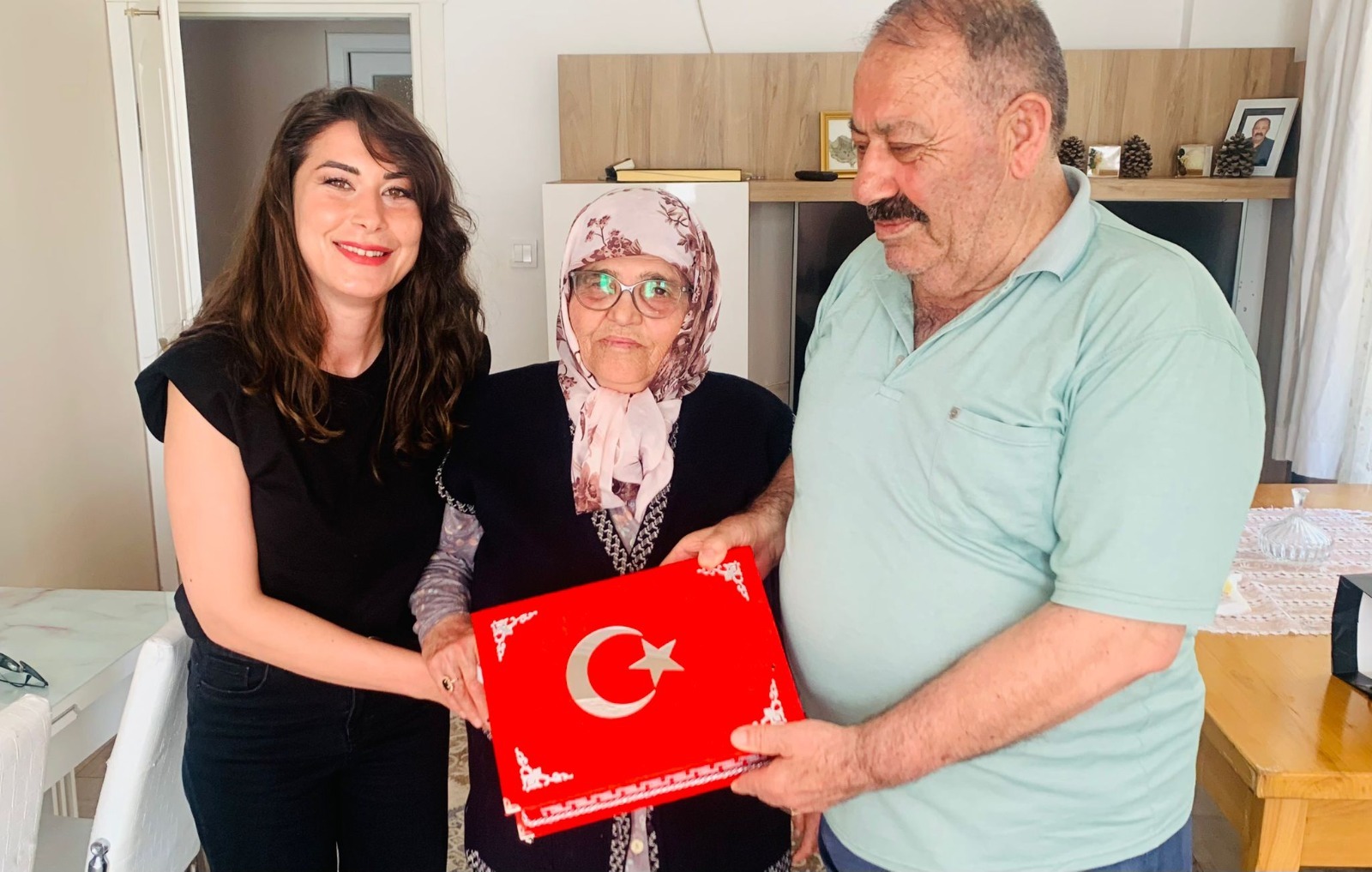İzmit Belediyesinden Derince’deki Kıbrıs Gazilerine vefa ziyareti (2)