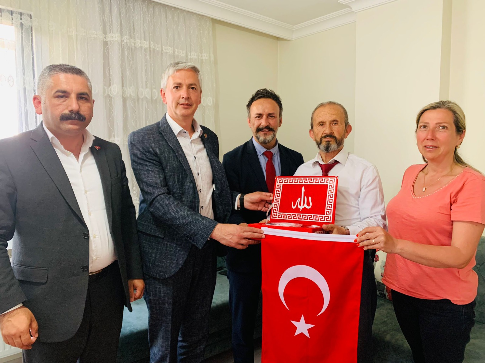 İzmit Belediyesinden Kıbrıs Gazilerine vefa ziyareti (5)