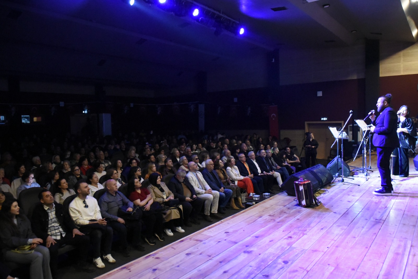 Izmit Kent Orkestrasi, Eregli'de sanatseverleri büyüledi (4)