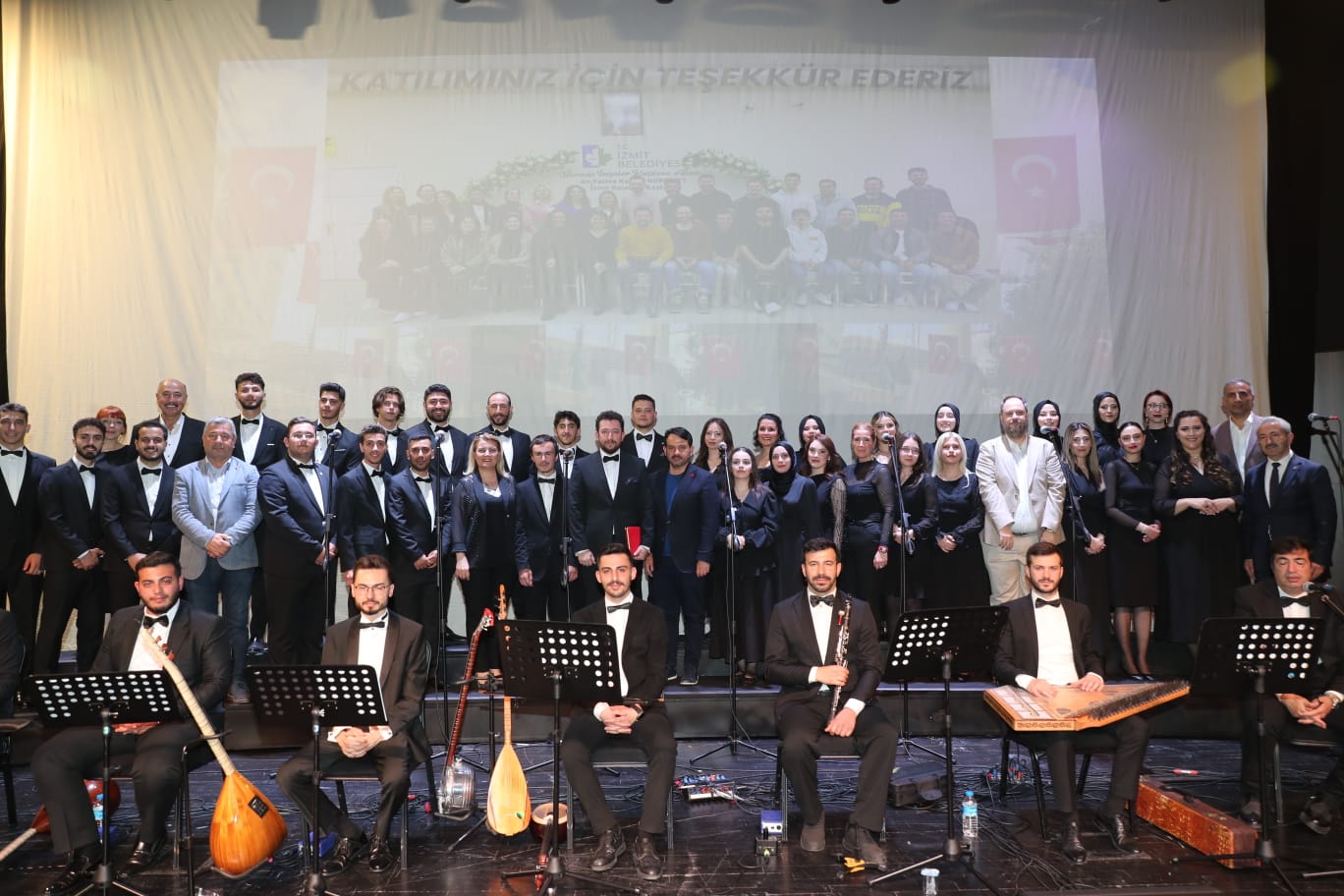 İzmit’te halk müziği coşkusu yaşandı (12)