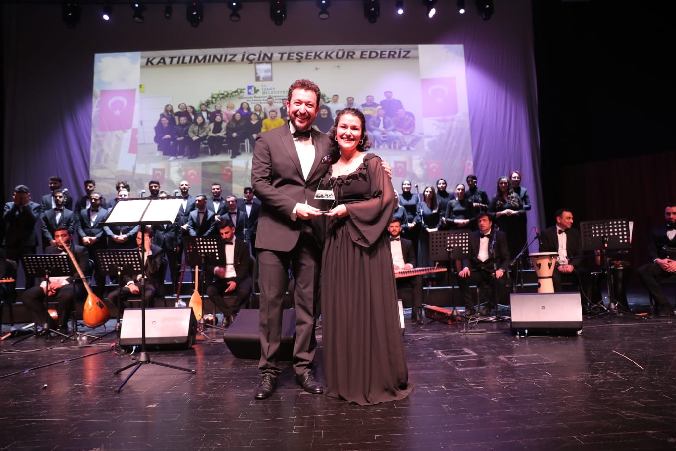 İzmit’te halk müziği coşkusu yaşandı (8)