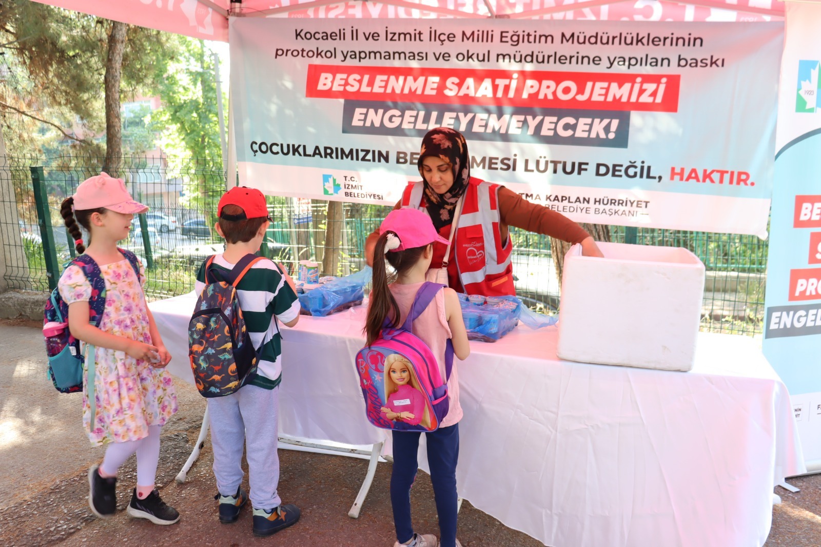 Protokol yok, gönül var Çocuklara bir öğün sevgi; BESLENME SAATİ (3)