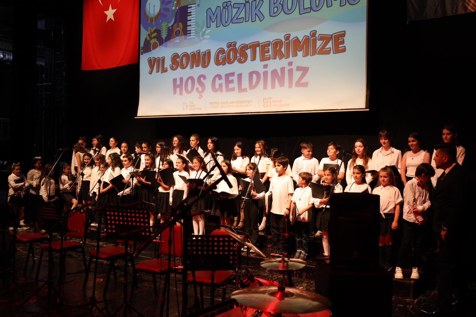 Sanat Akademisi’nde bir yılın emeği notalara dönüştü, alkışlar hiç dinmedi (7)