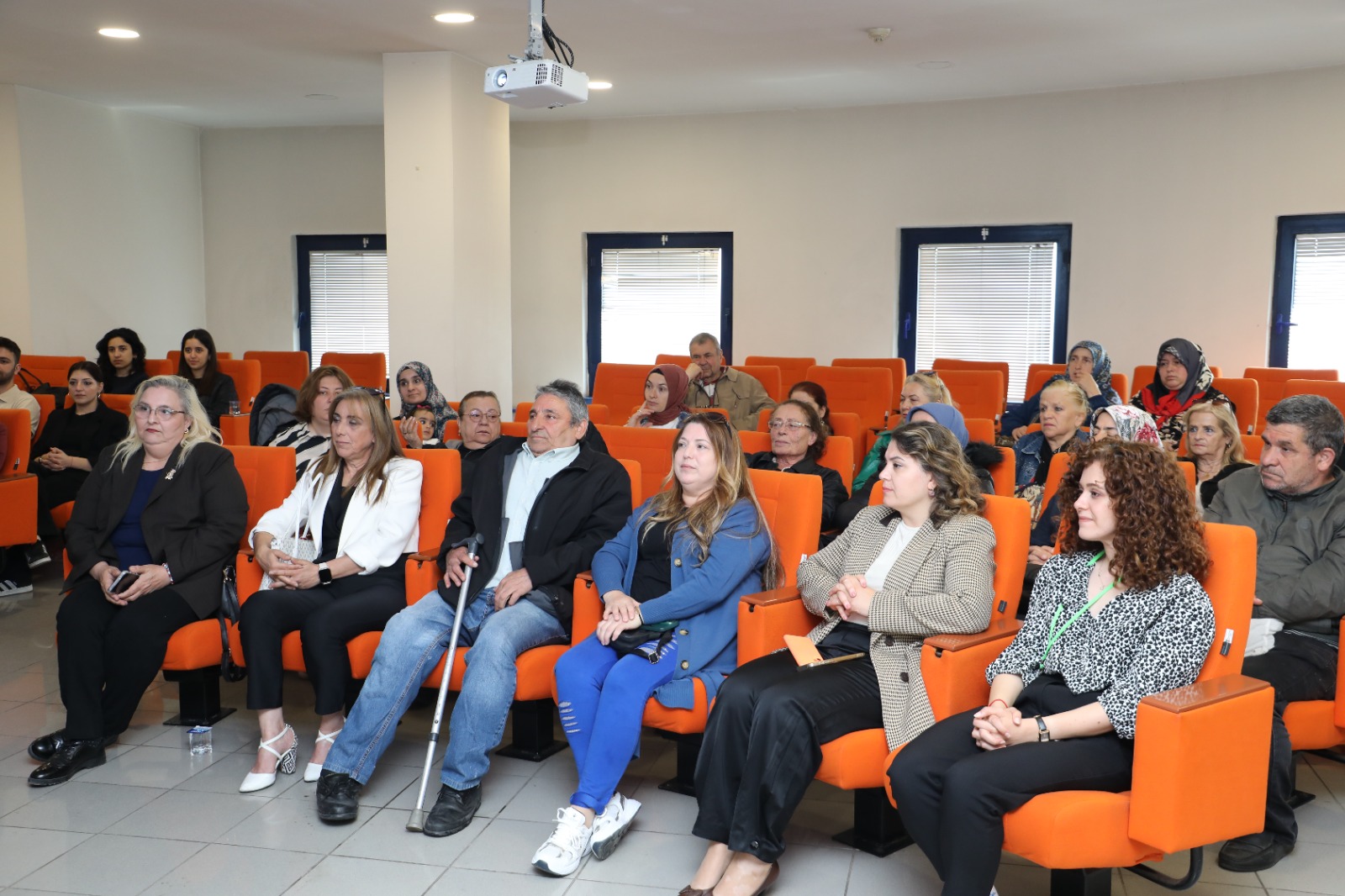Seminer (2)