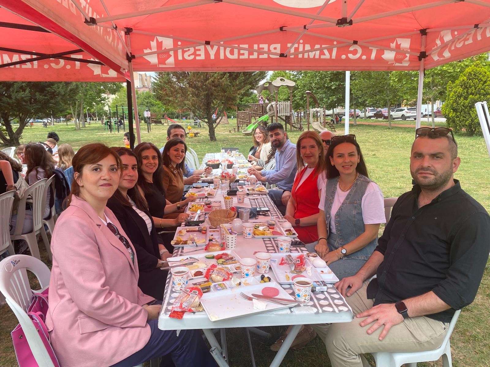 Çinar Akademi LGS Merkezi ilk mezunlarini verdi (1)