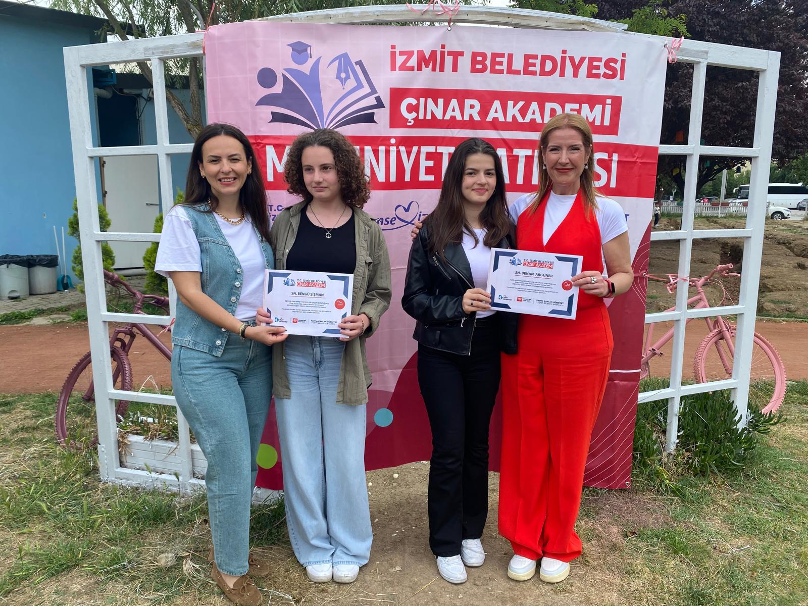 Çinar Akademi LGS Merkezi ilk mezunlarini verdi (2)
