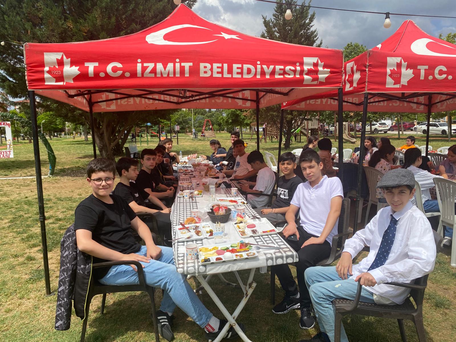Çinar Akademi LGS Merkezi ilk mezunlarini verdi (3)