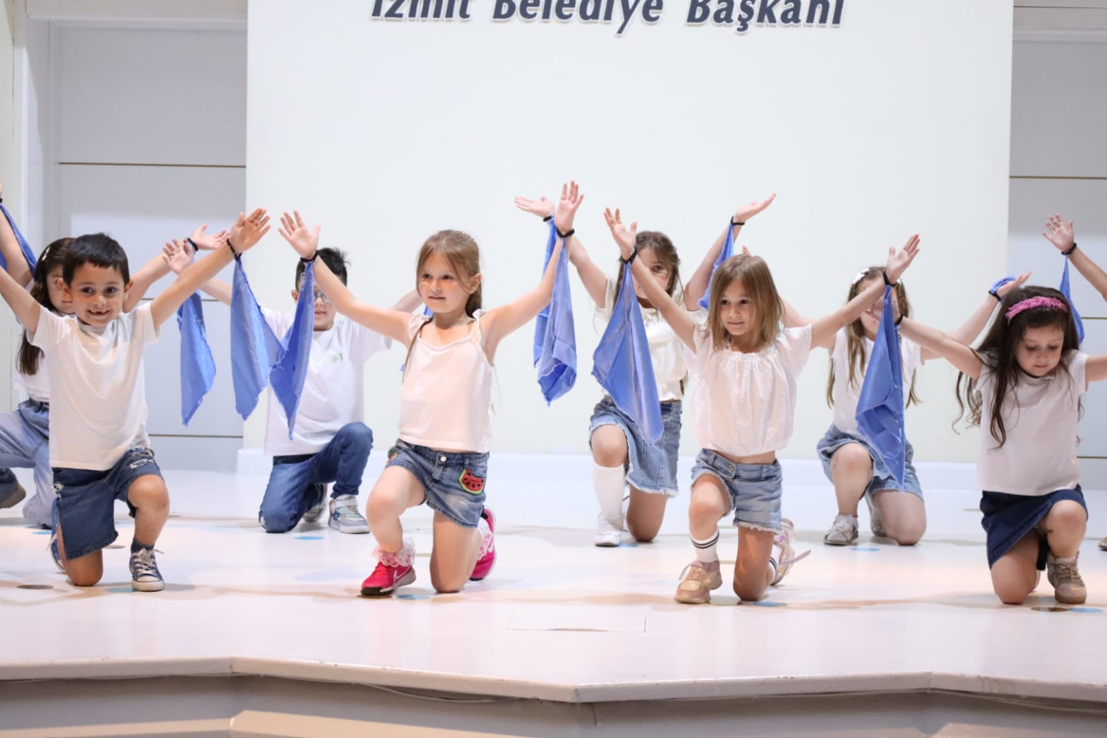 Çınar Çocuk Evlerinde mezuniyet sevinci (23)