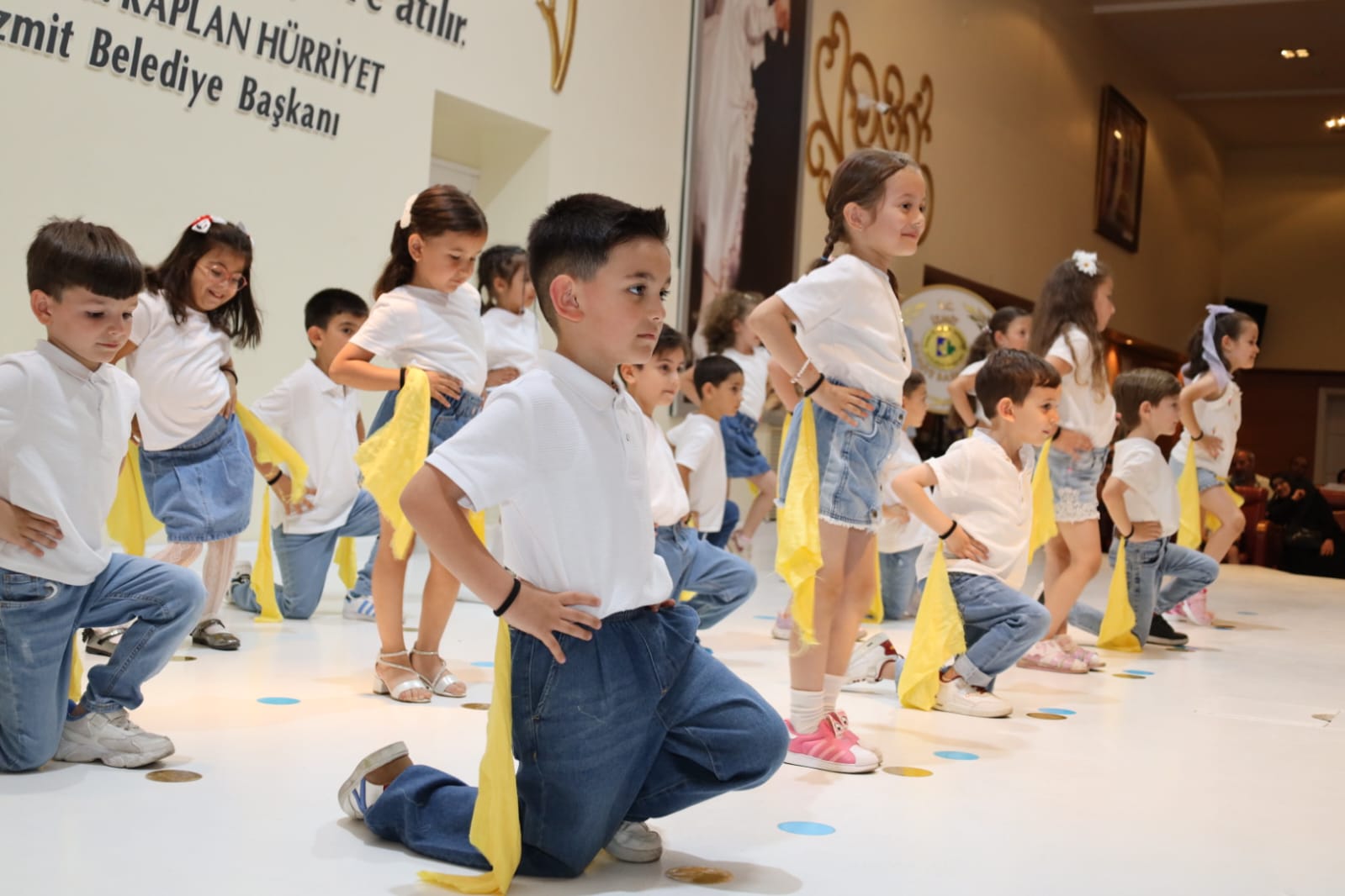 Çınar Çocuk Evlerinde mezuniyet sevinci (30)