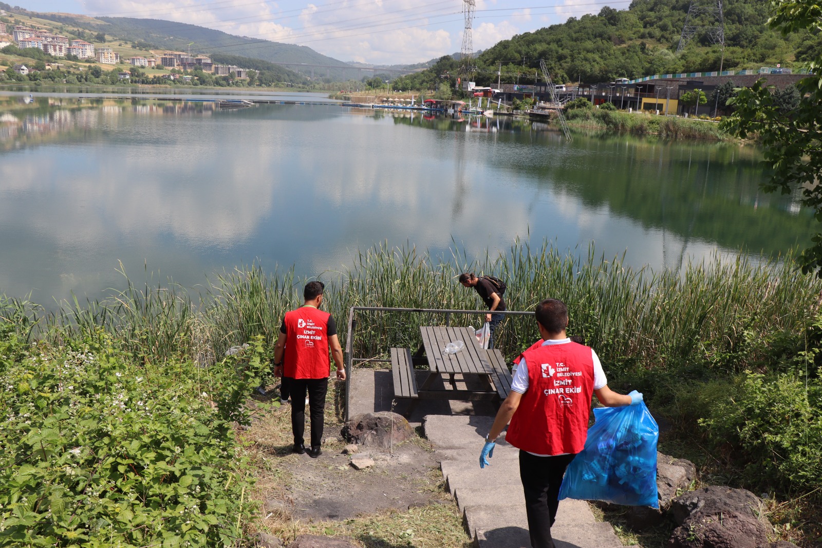 İzmit Belediyesinden Dünya Çevre Günü kapsamında anlamlı etkinlik (18)
