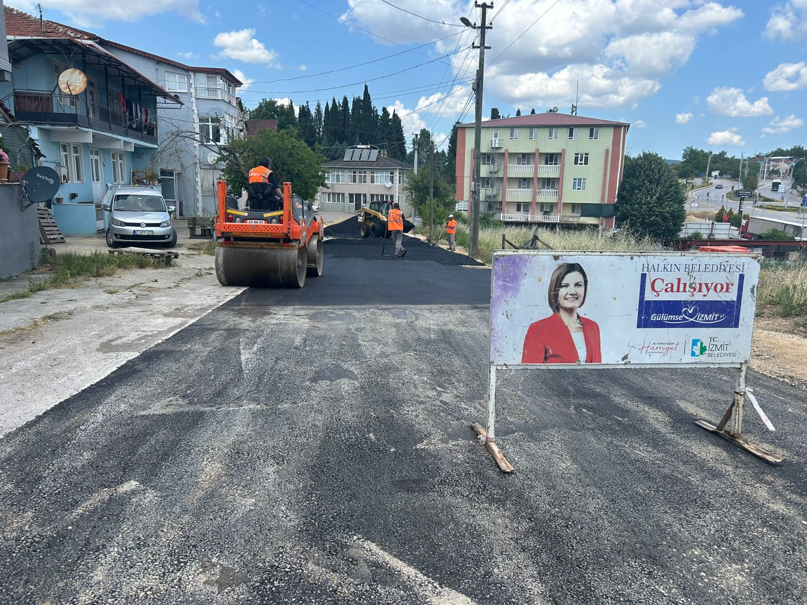İzmit Belediyesi'nden asfalt atağı (2)