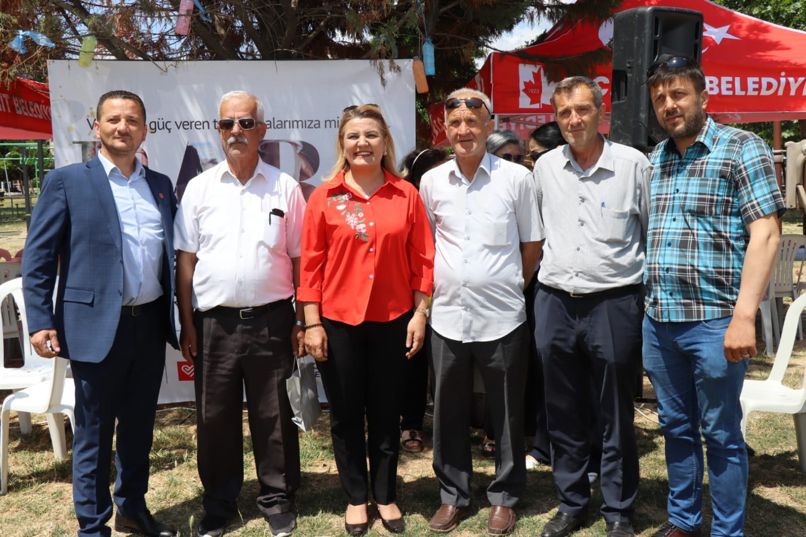 Kocaeli'nin Muhtarlari Izmit'te Babalar Günü'nde bulustu (14)