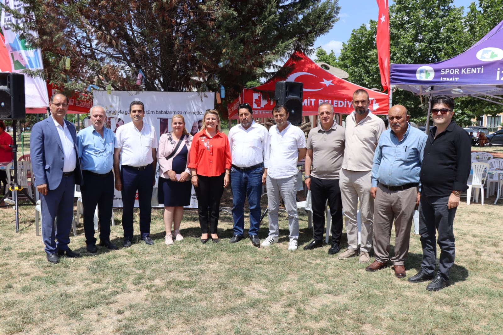 Kocaeli'nin Muhtarlari Izmit'te Babalar Günü'nde bulustu (7)
