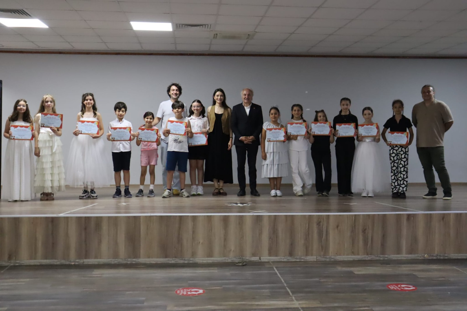 Sanat Akademisi Tiyatro Bölümü yılsonu gösterileri göz doldurdu (4)
