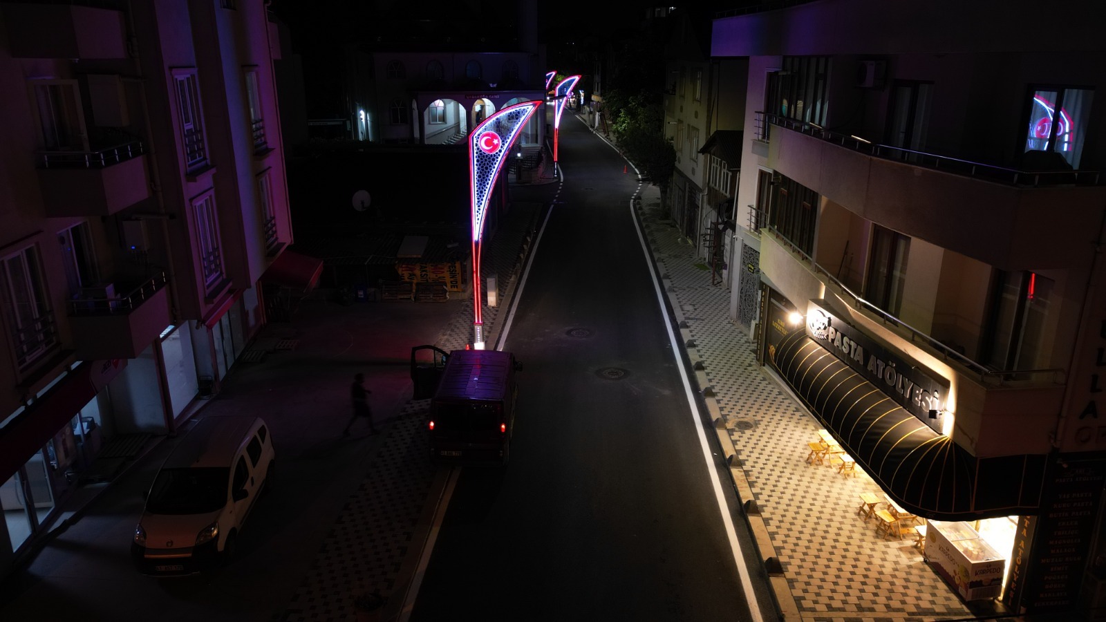 Yenisehir Mahallesinde kapsamli yol ve kaldirim yenileme çalismasi tamamlandi (6)