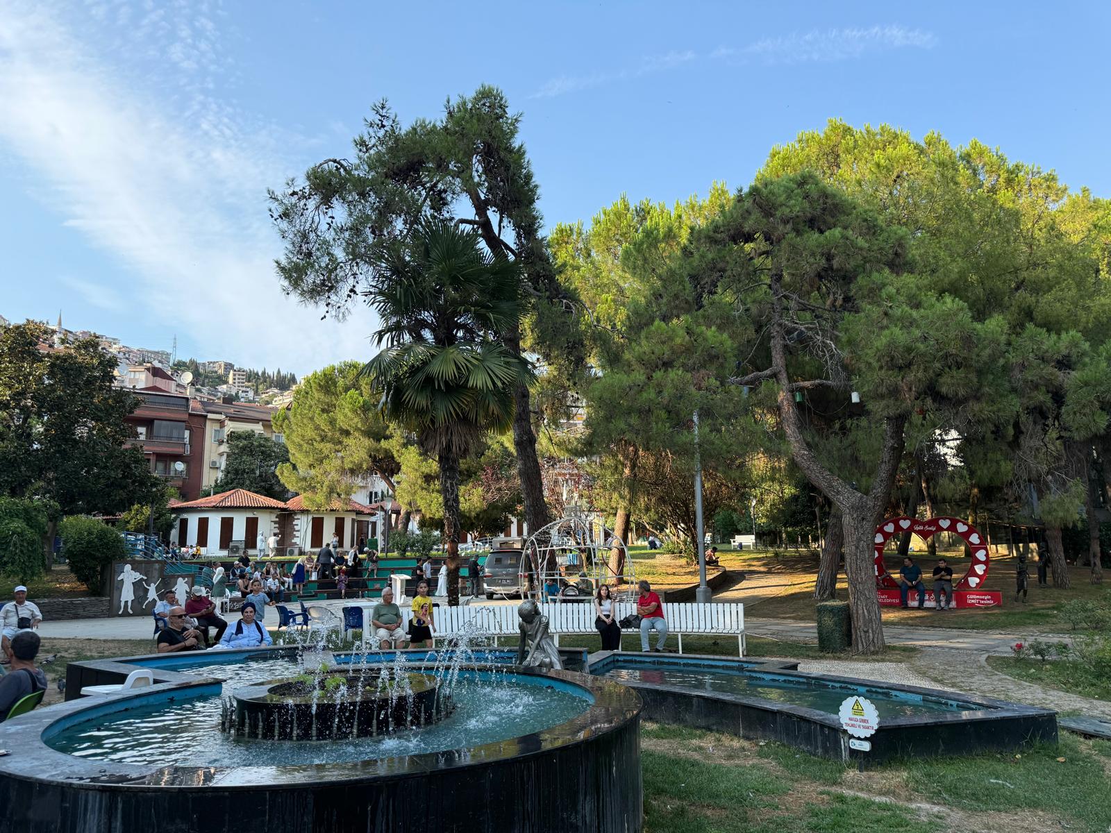 Cumhuriyet Parkı (1)