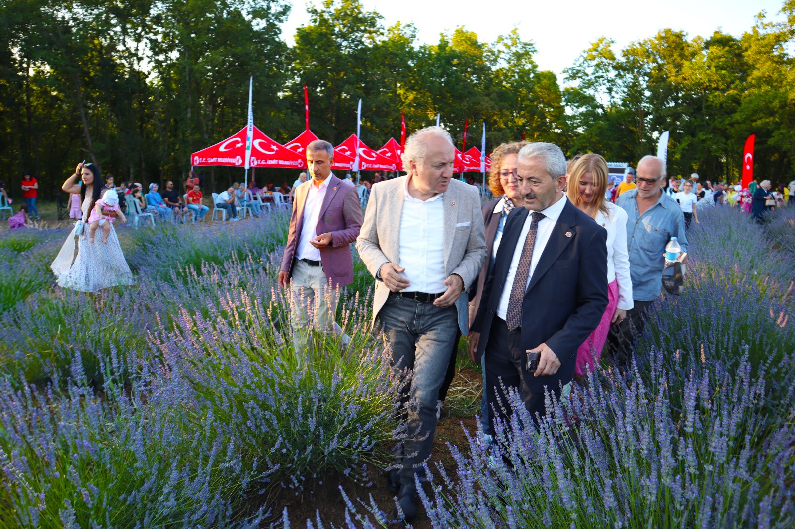 Durhasan'da mor sölen (4)