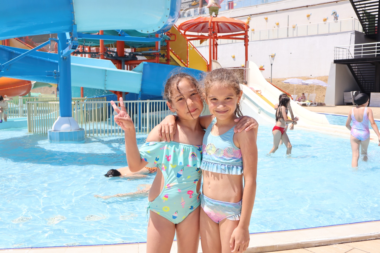 İzmit Belediyesi Aquapark’ı yoğun ilgiyle açıldı (4)