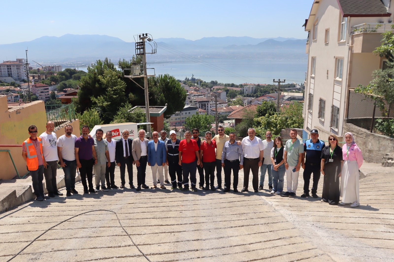 İzmit Belediyesi Gültepe Mahallesi'nde talepleri dinledi (9)