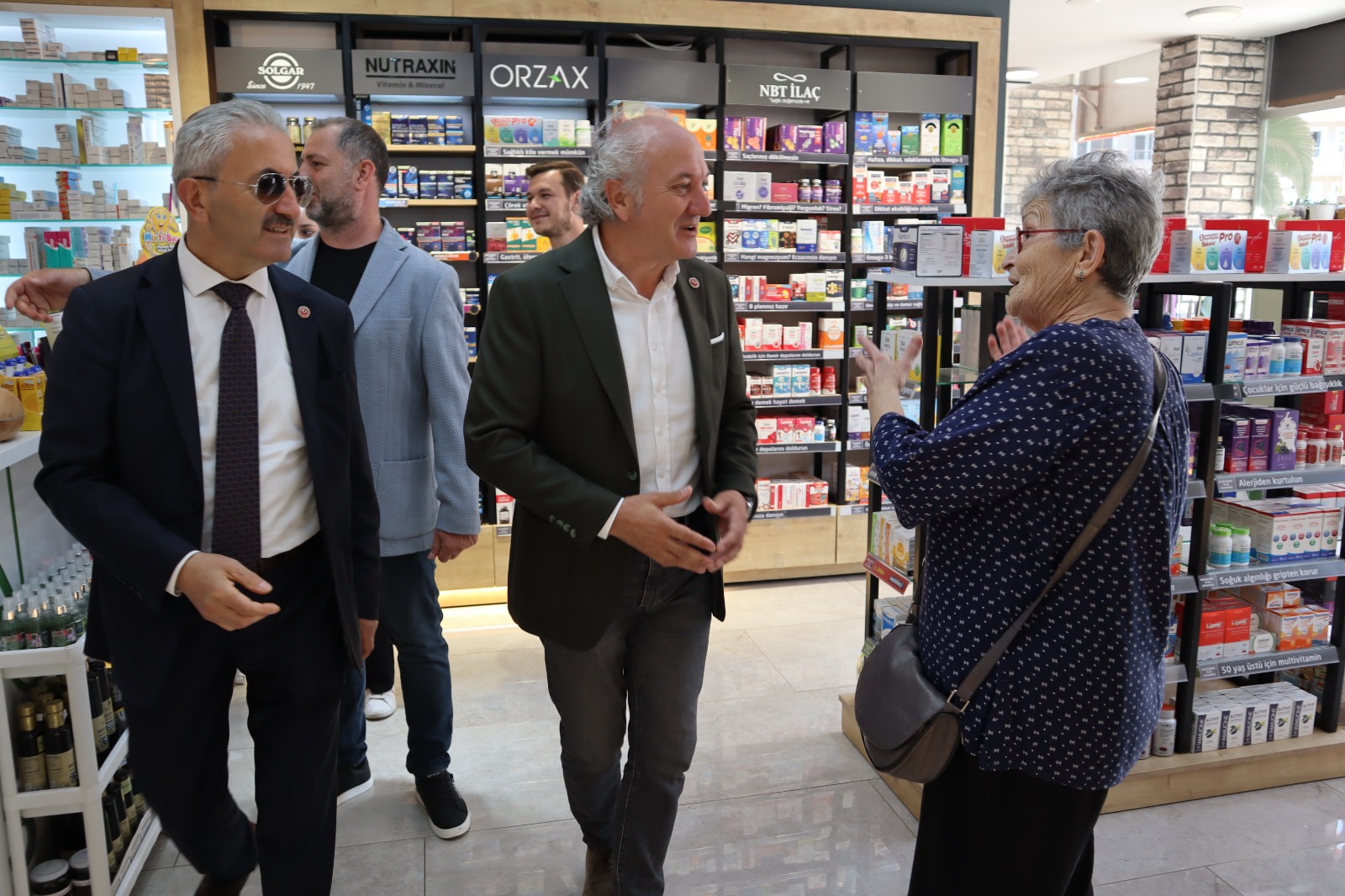Izmit Belediyesi, Orhan Mahallesi'nde vatandasla bulustu (5)