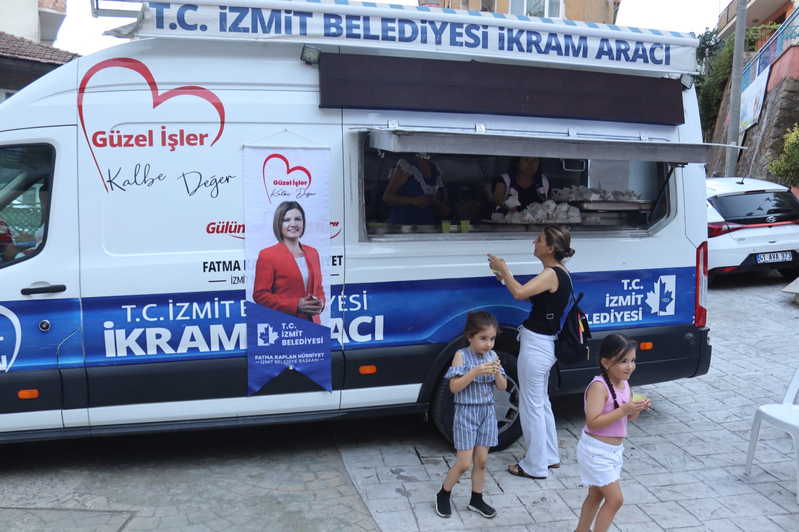 İzmit Belediyesi, Veliahmet’te çocuklara unutulmaz bir gün yaşattı (6)