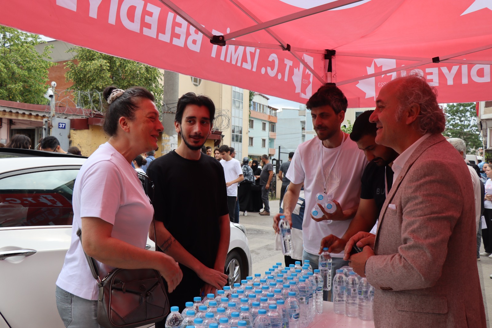 Izmit Belediyesi YKS heyecanina bu yil da ortak oldu (1)