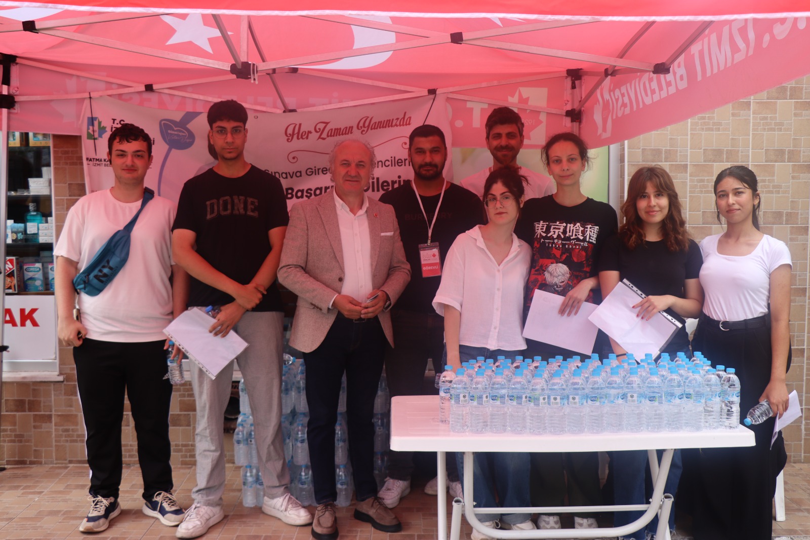 Izmit Belediyesi YKS heyecanina bu yil da ortak oldu (6)