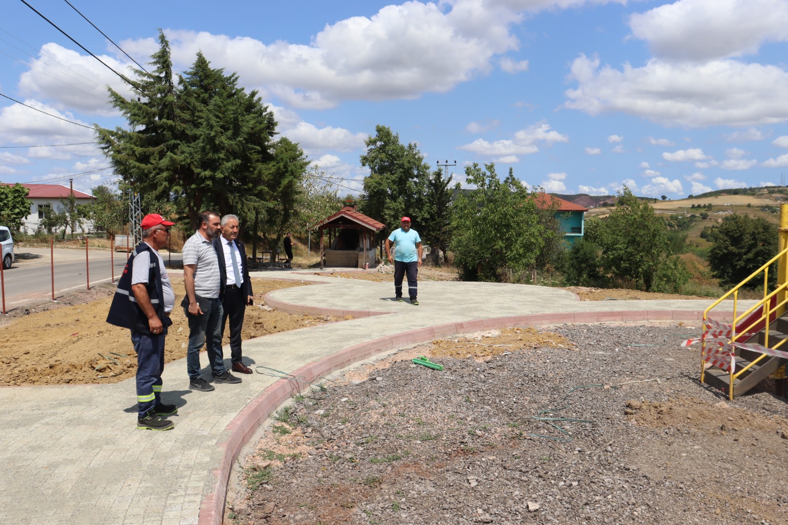 Izmit Belediyesinden Kisalar Mahallesi'ne yeni yasam alani (3)