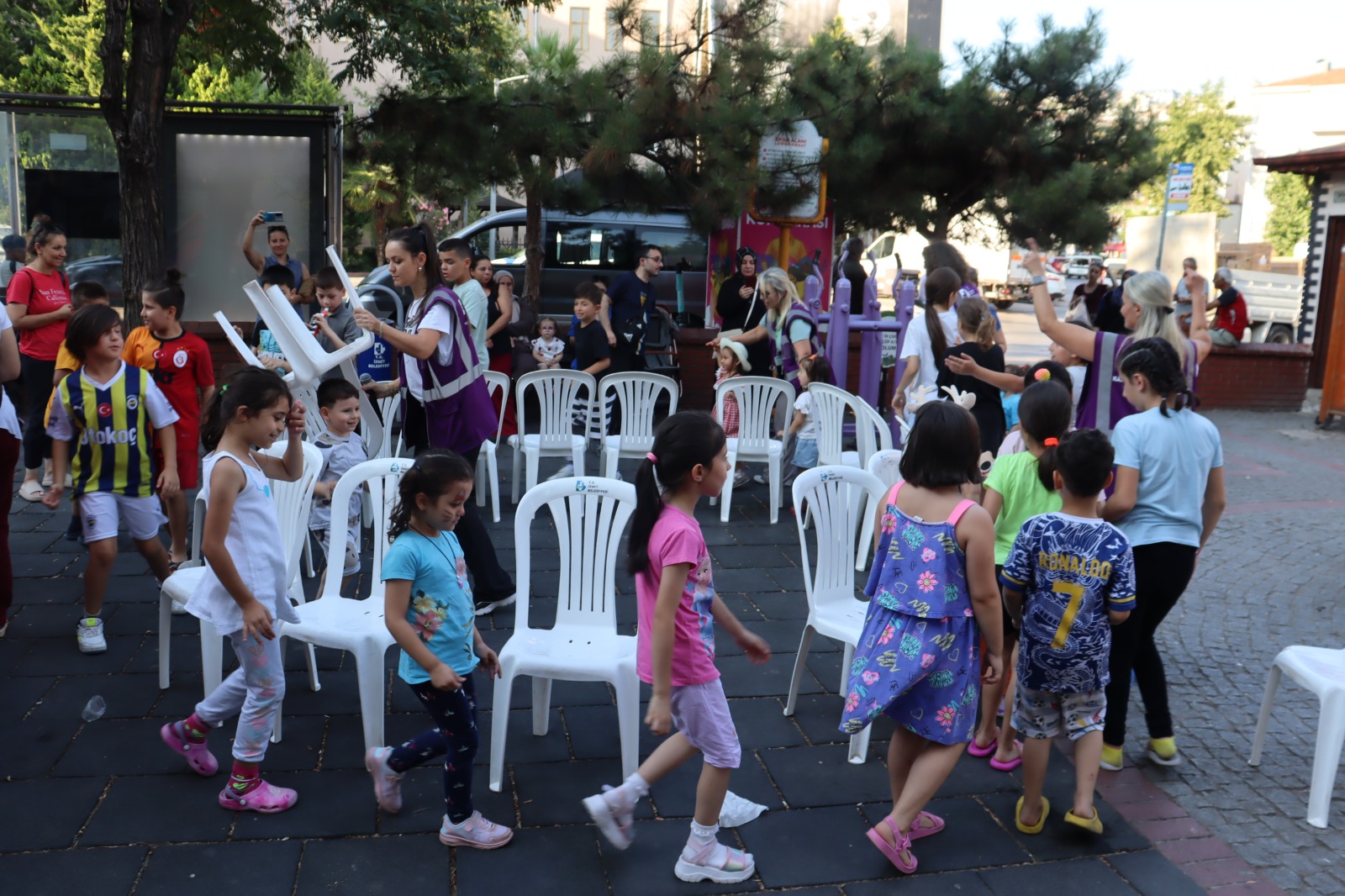 İzmit Belediyesinden Kuruçeşme’de renkli çocuk etkinliği (8)