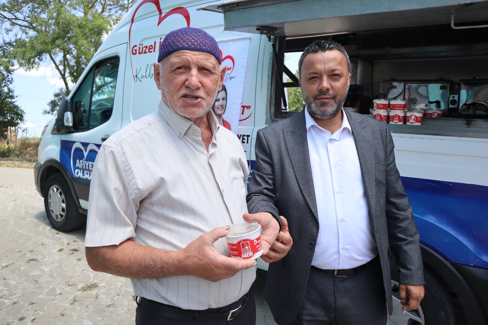 Izmit Belediyesi'nden gönülleri isitan asure ikrami (4)