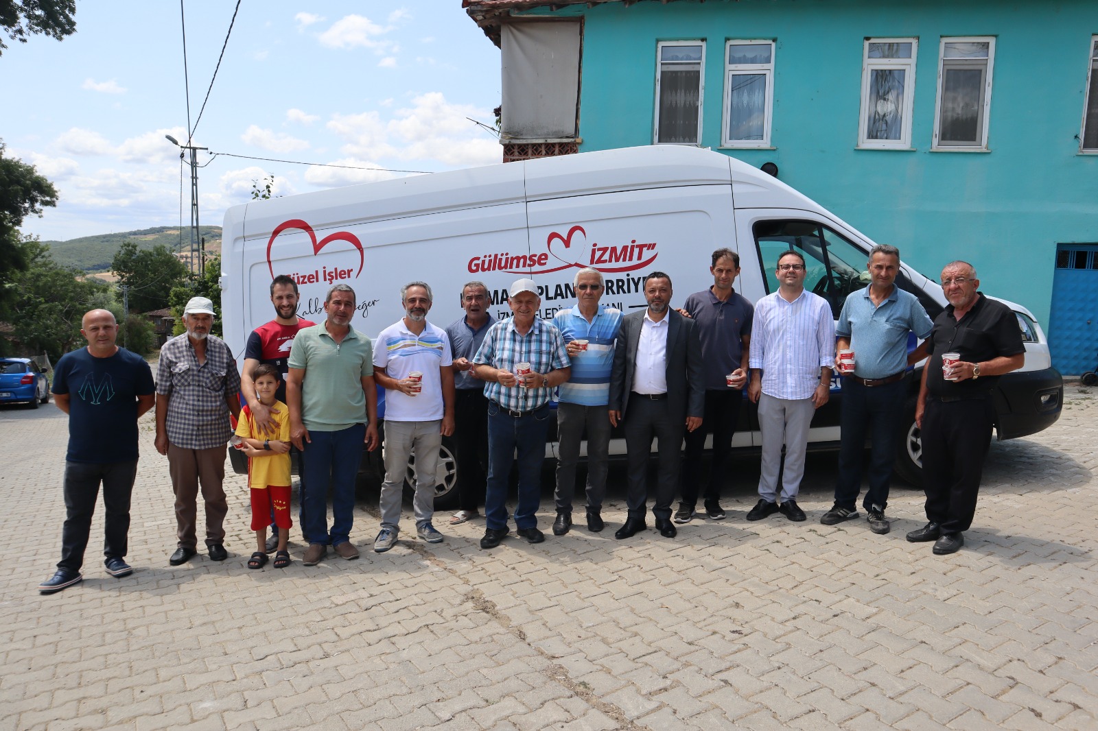 Izmit Belediyesi'nden gönülleri isitan asure ikrami (7)