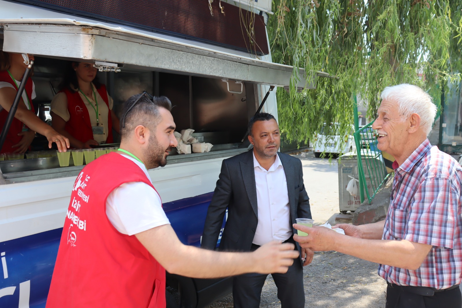 Izmit Belediyesinin Cuma Bulusmalari 28 Haziran Mahallesi'nde devam etti (2)
