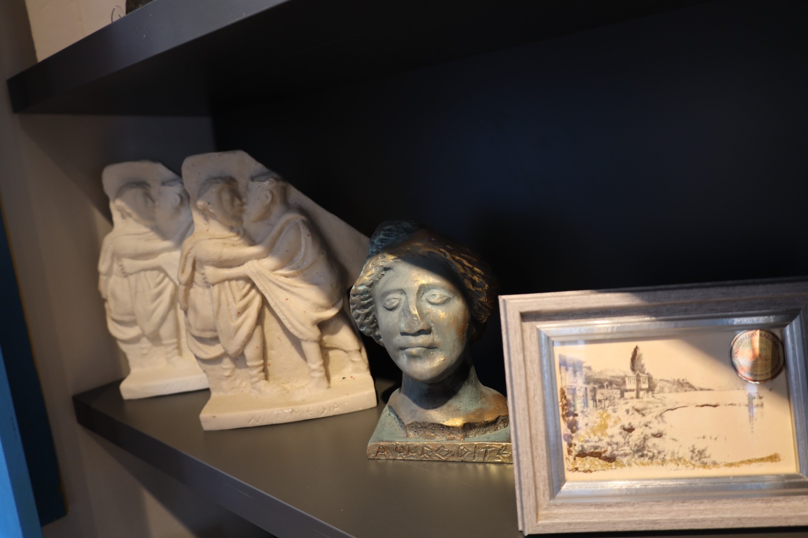Antik Dünyanın Modern Tasarımları Satış Ofisi (2)