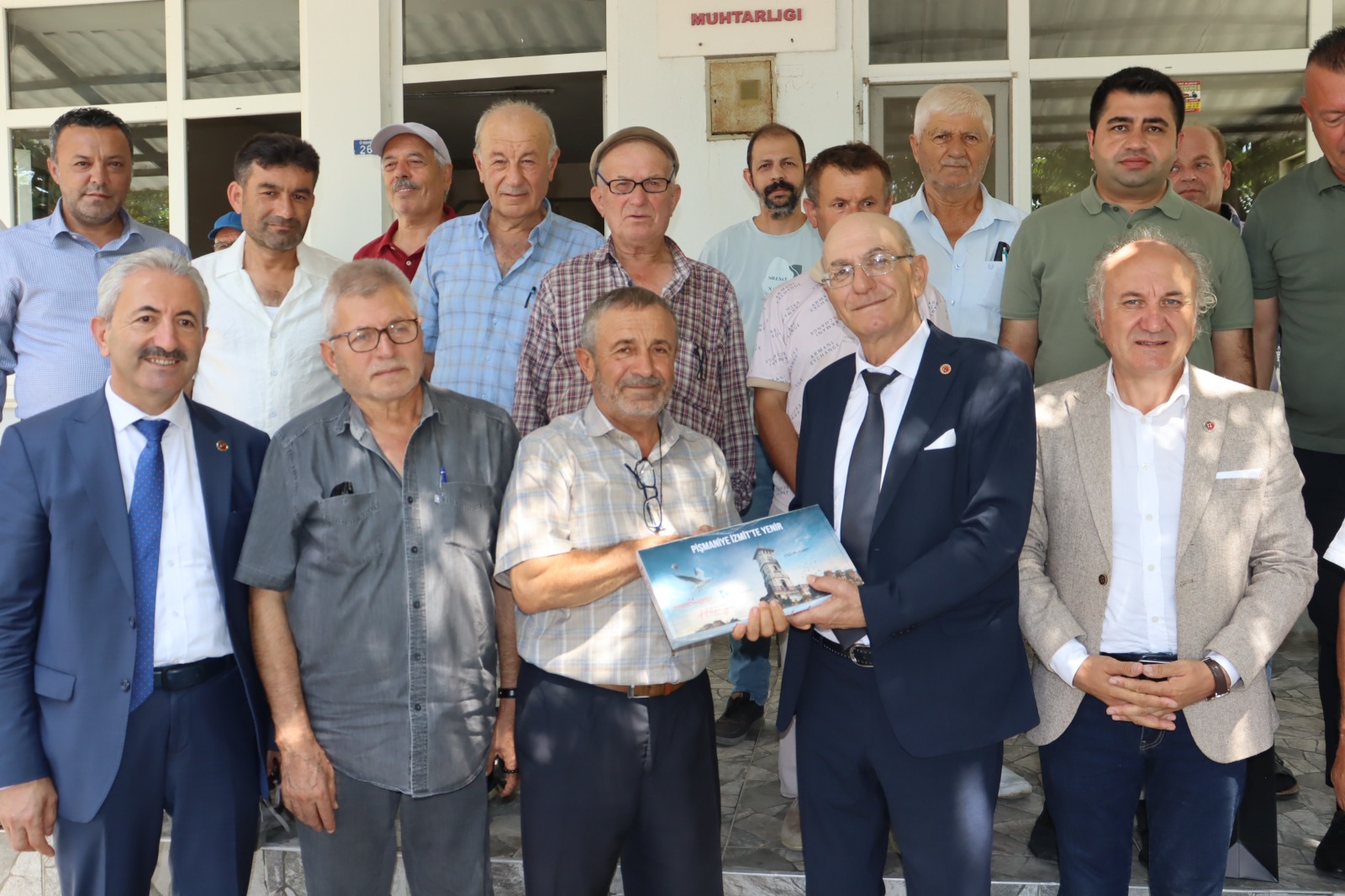 İzmit Belediyesi, Çavuşoğlu Mahallesinde talepleri yerinde dinledi (2)