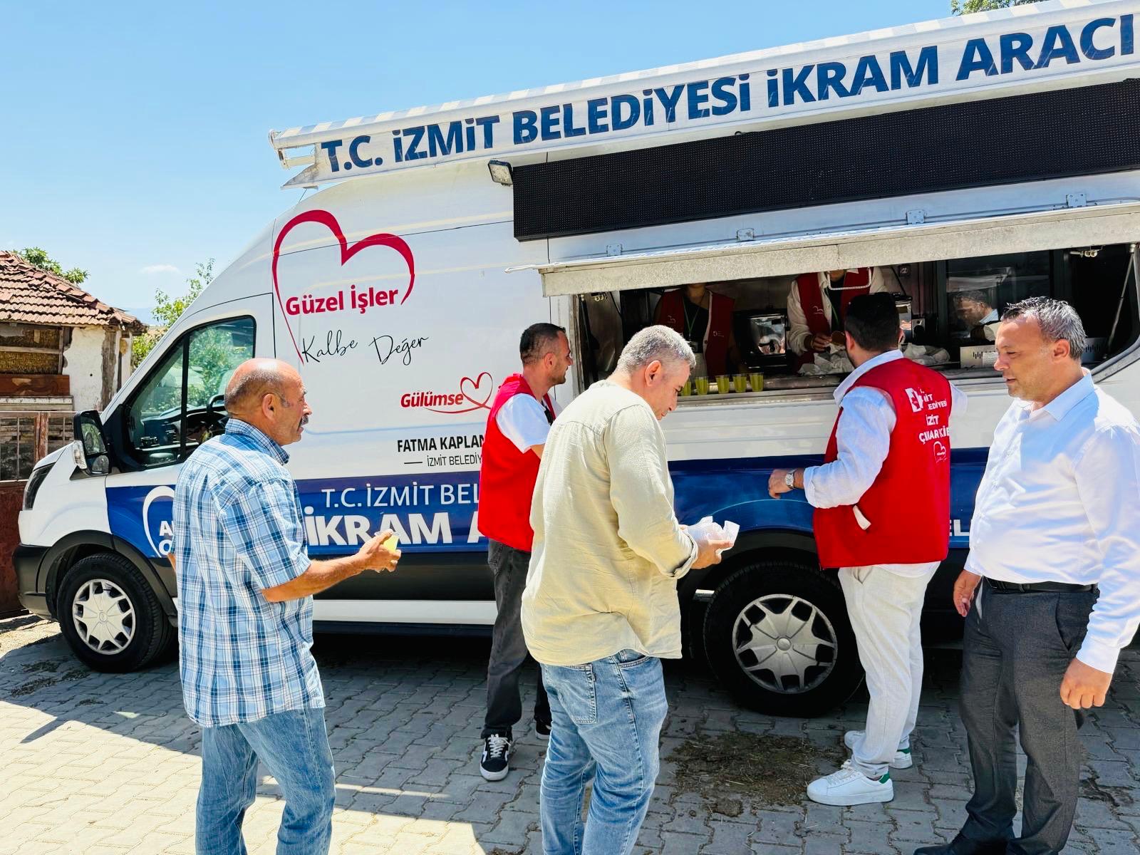 İzmit Belediyesi Cuma buluşmalarında Gökçeören'deydi (1)
