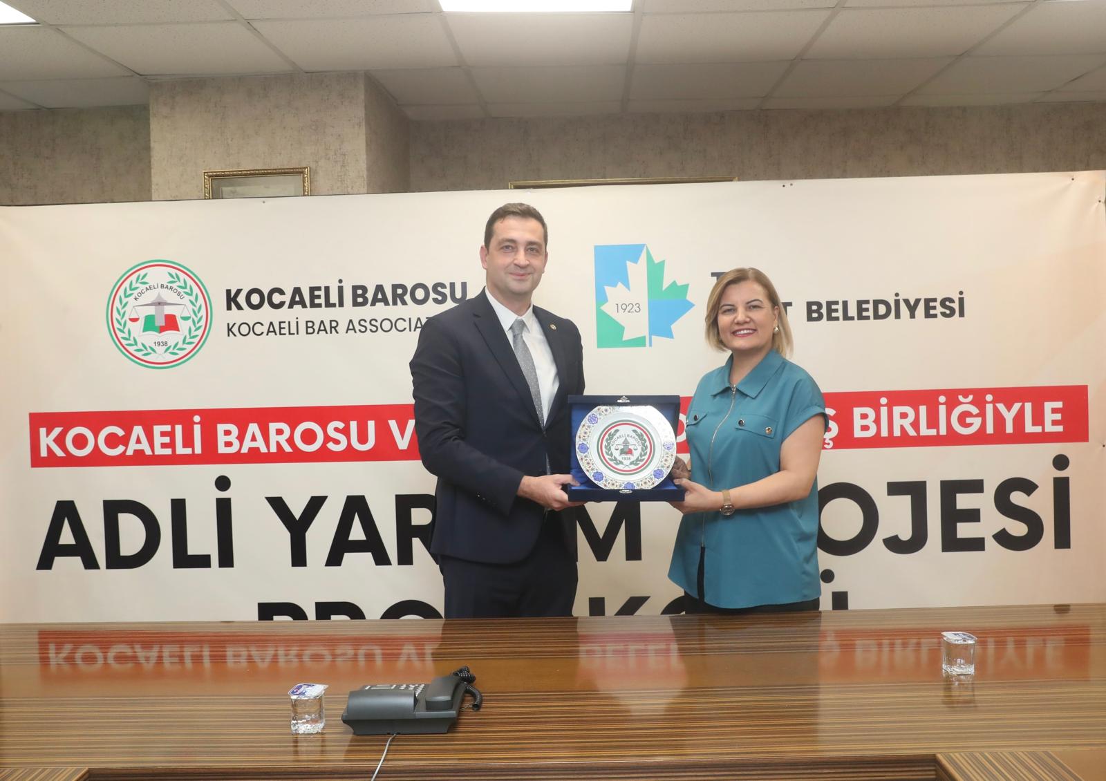 İzmit Belediyesi ile Kocaeli Barosundan kadın ve çocuklara hukuki destek protokolü (2)