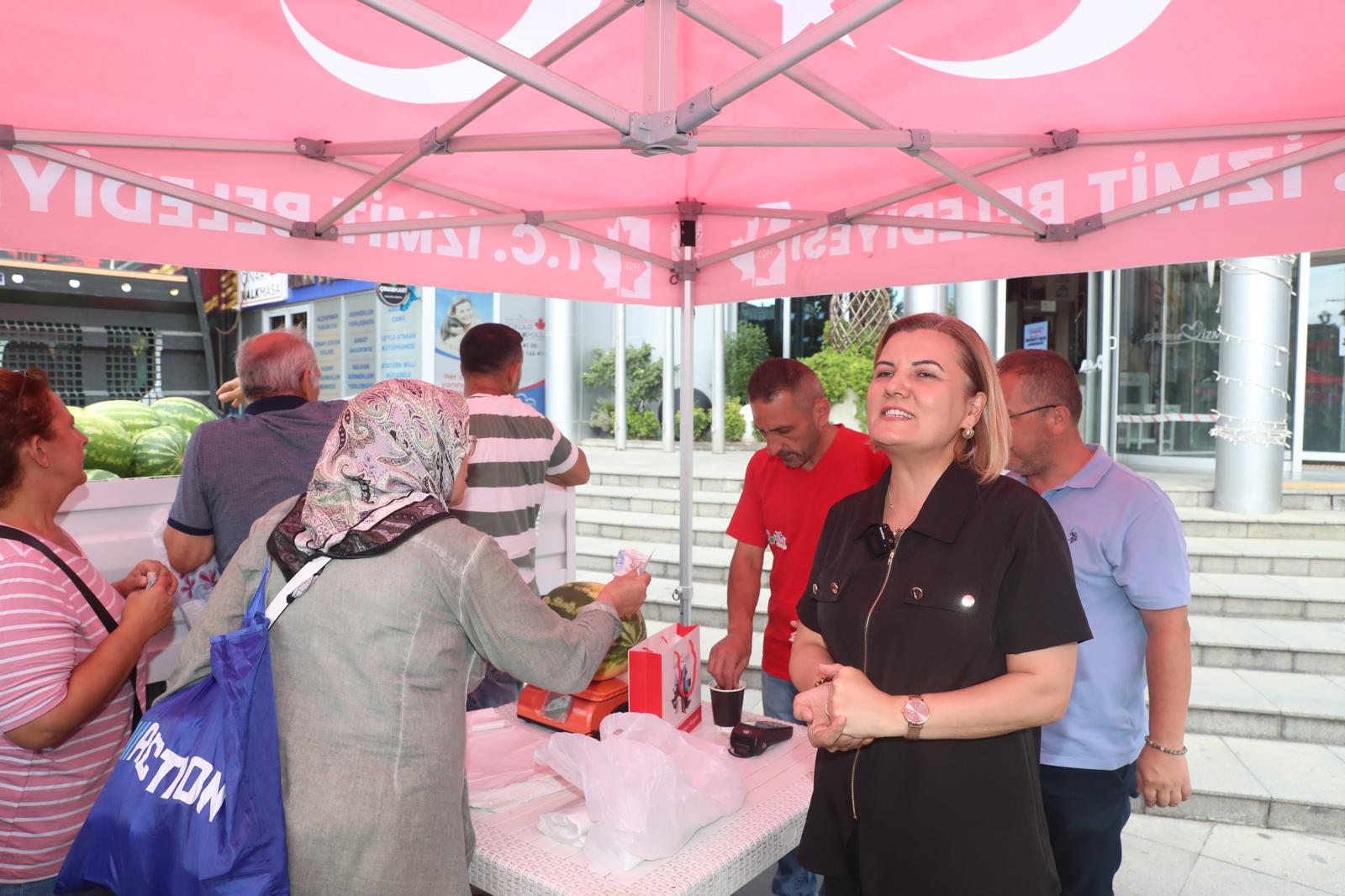 Izmit Belediyesinden hem üreticiye hem vatandasa destek (5)
