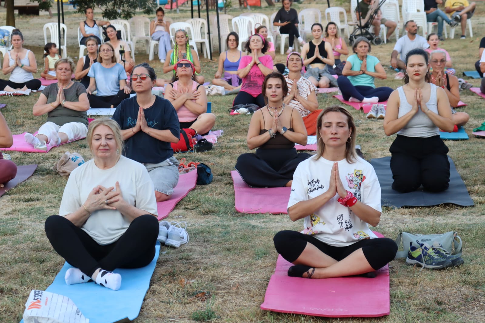 İzmitliler yoga etkinliğinde buluştu (3)