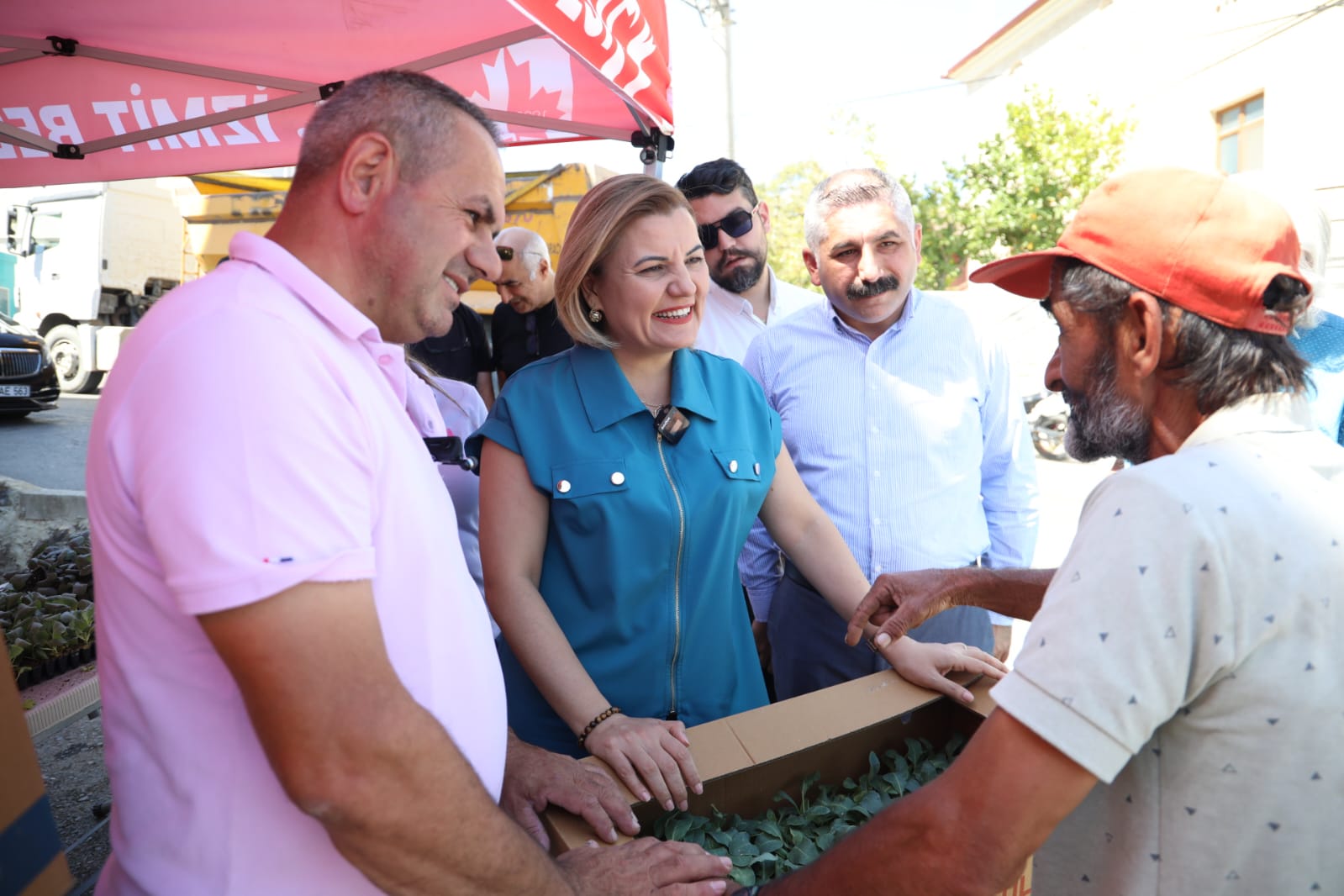 Izmit'te baslayan fide destegi, Gebze köylerine ulasti (4)