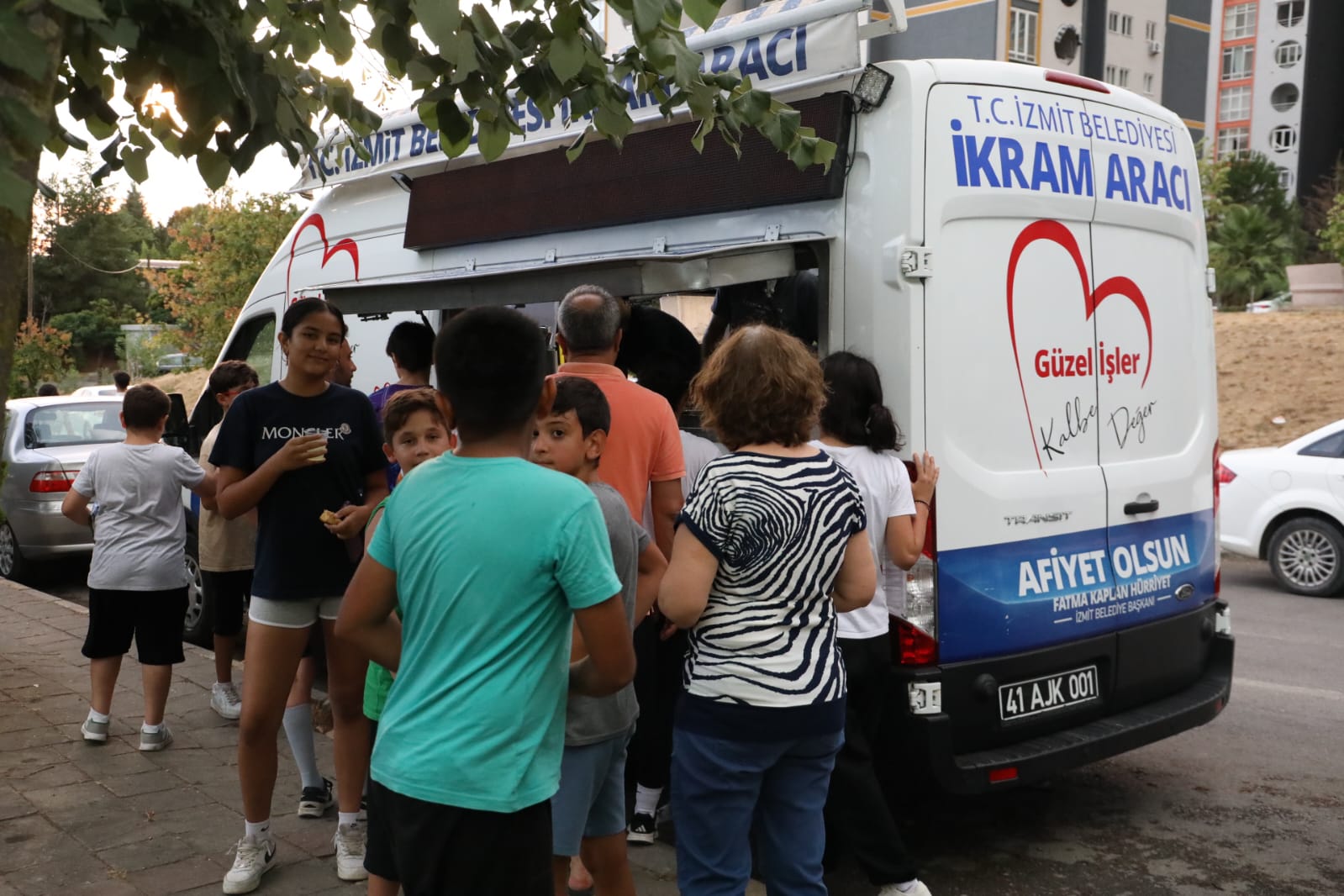 Vatandaşa ikram