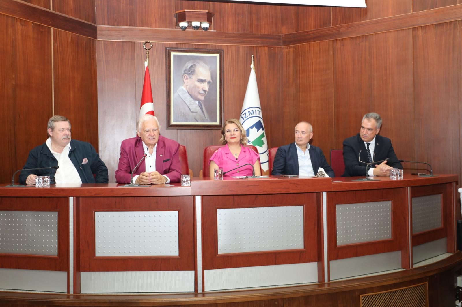 Fatma Başkan İGF üyeleriyle buluştu (8) Fatma Başkan İGF üyeleriyle buluştu (8)