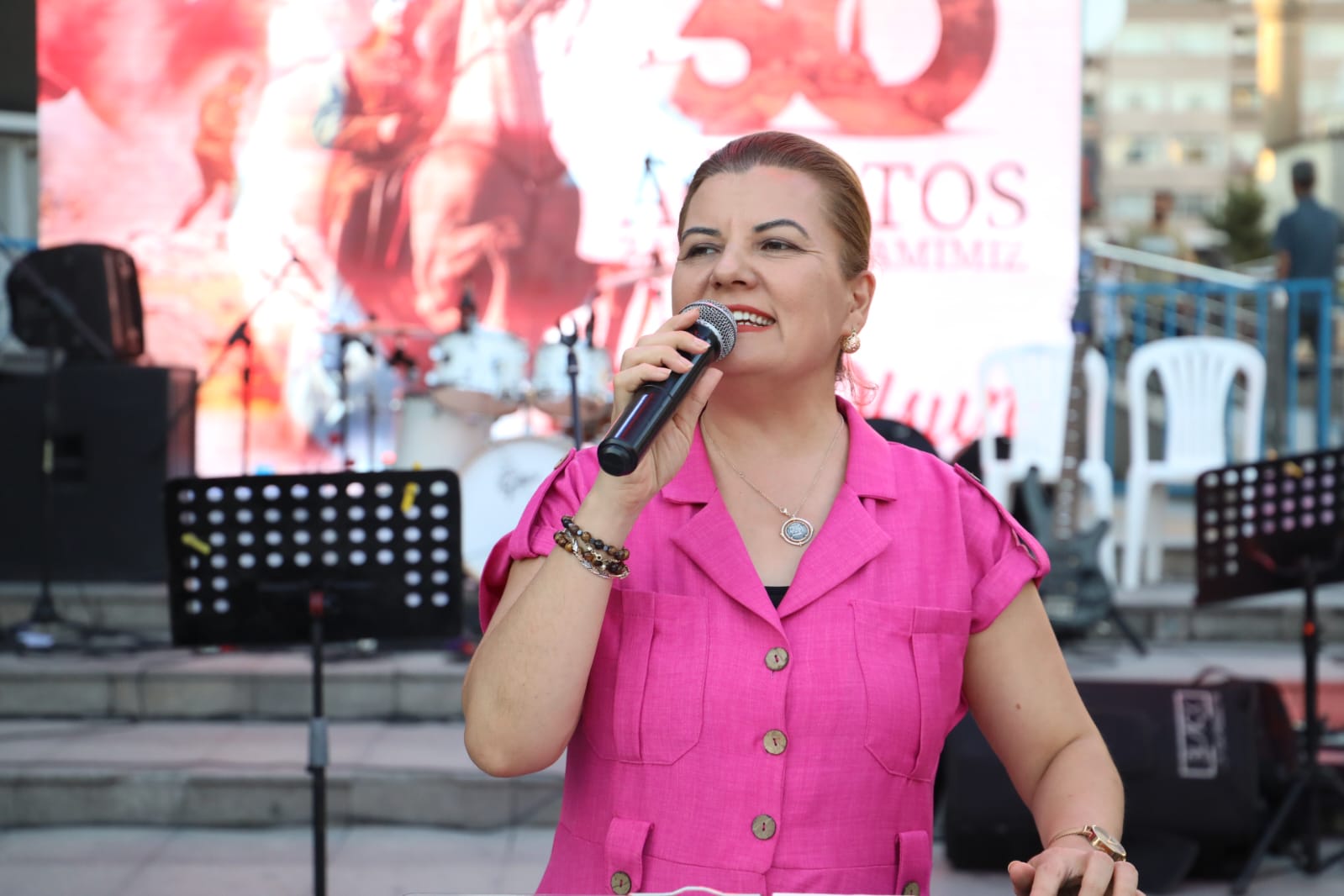 Izmit Belediye Baskani Fatma Kaplan Hürriyet (1)