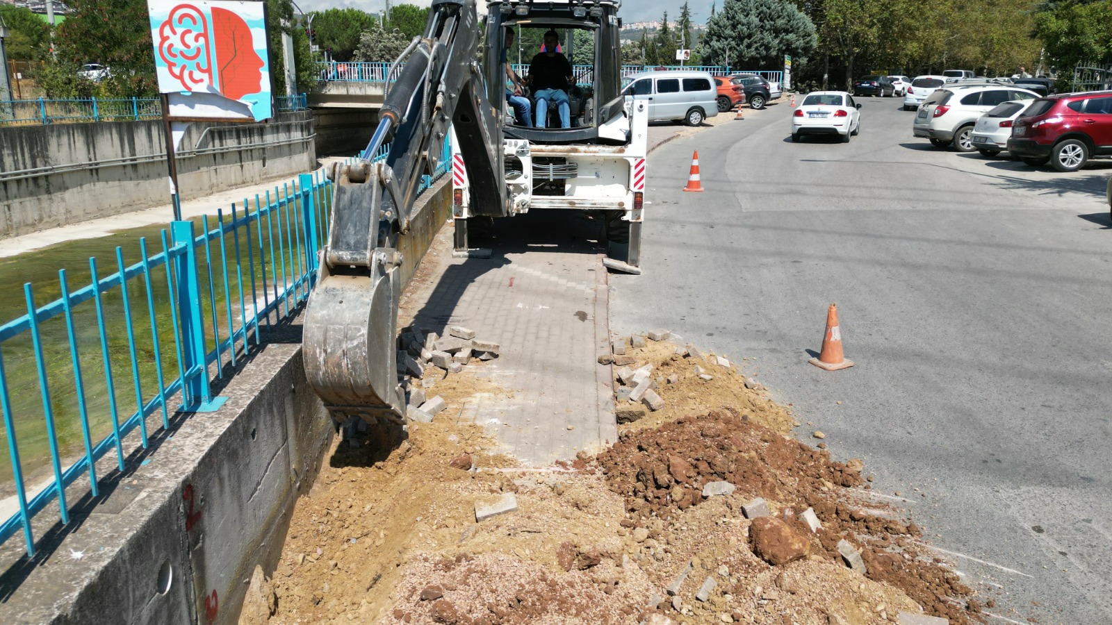 İzmit Belediyesinden Alikahya Fatih Mahallesi’ne modern aydınlatma (4)
