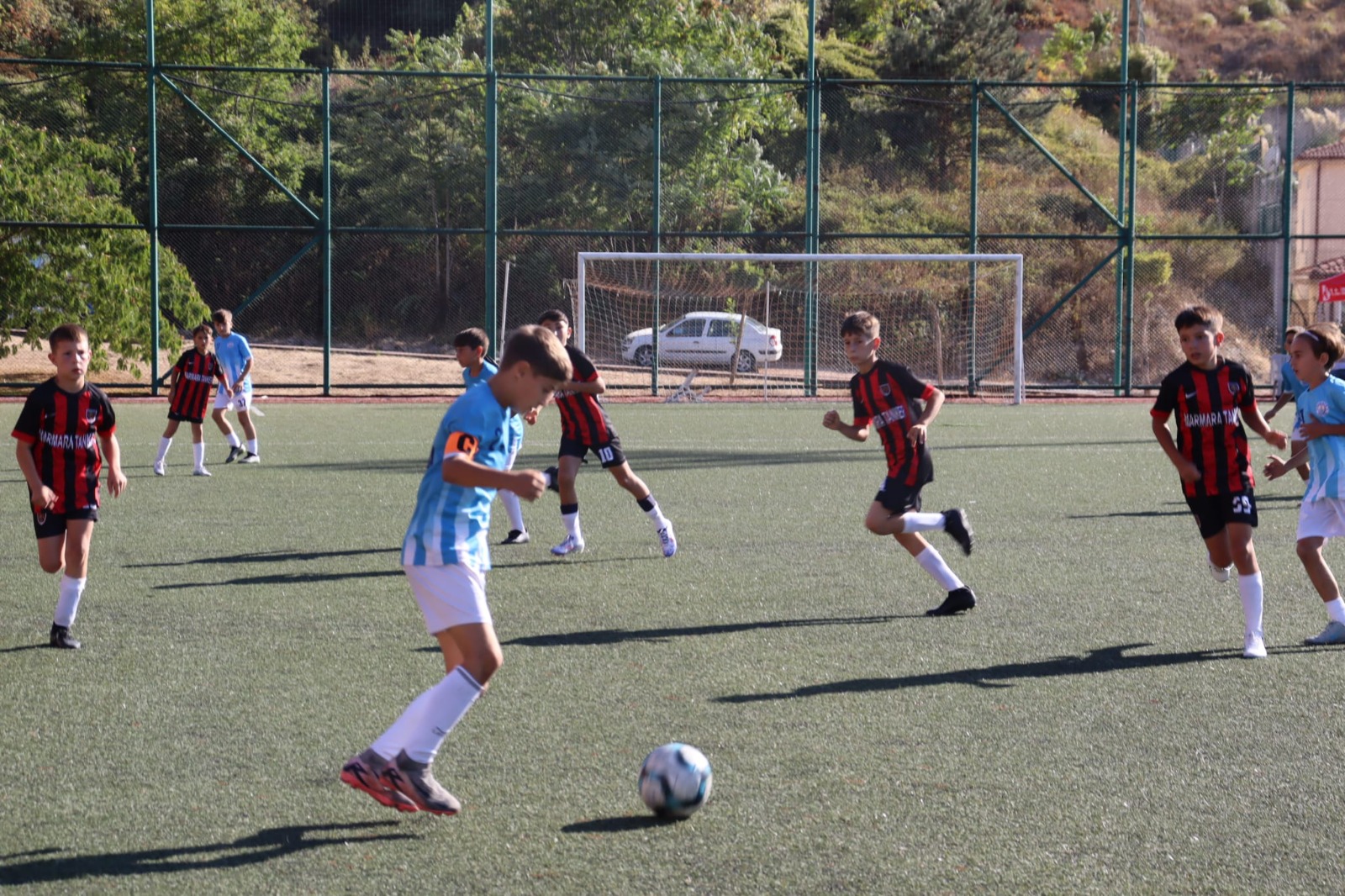 İzmit’te Zafer Bayramı futbol coşkusu yaşandı (4)