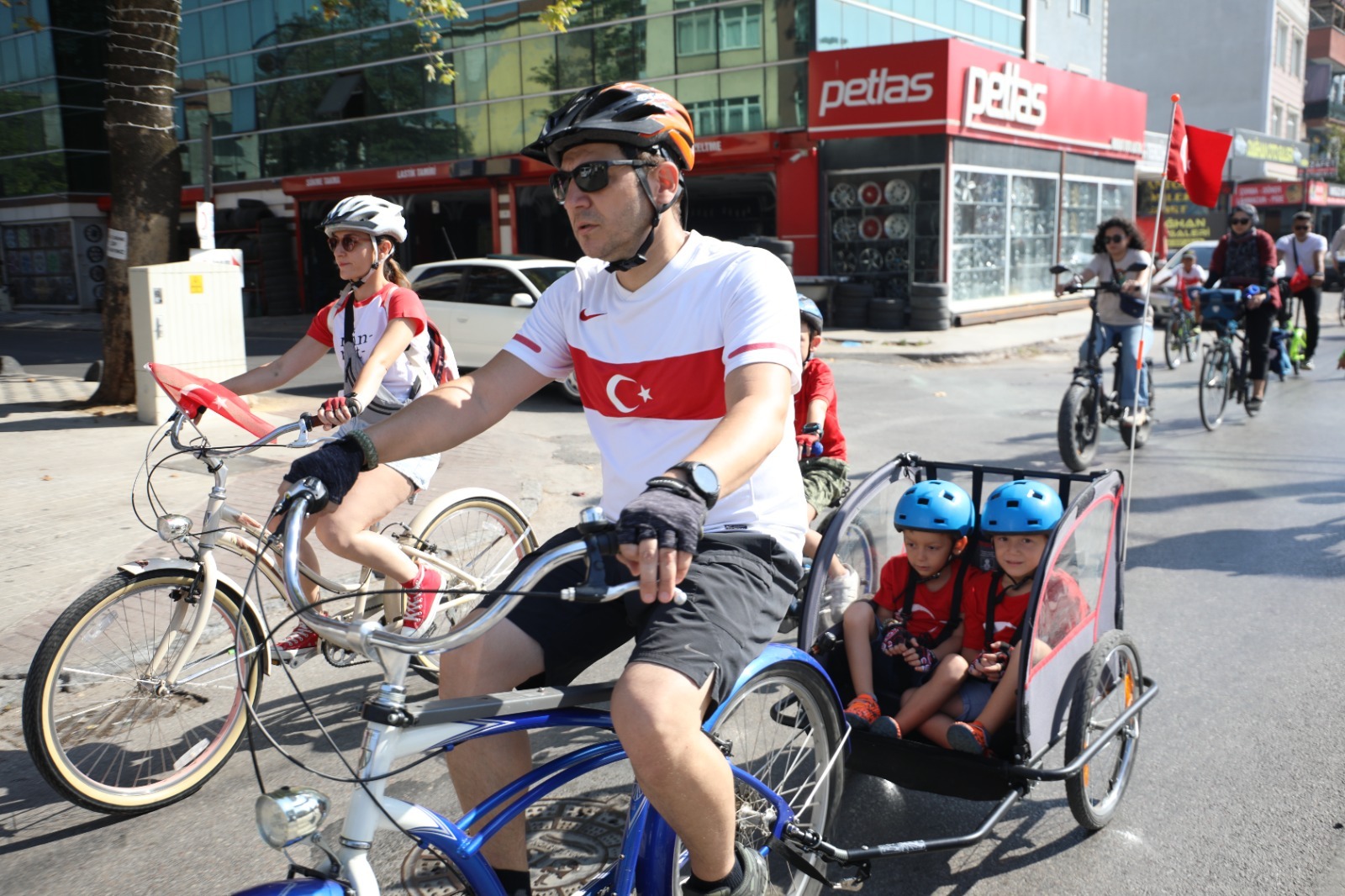 Pedallar zafer için çevrildi (2)