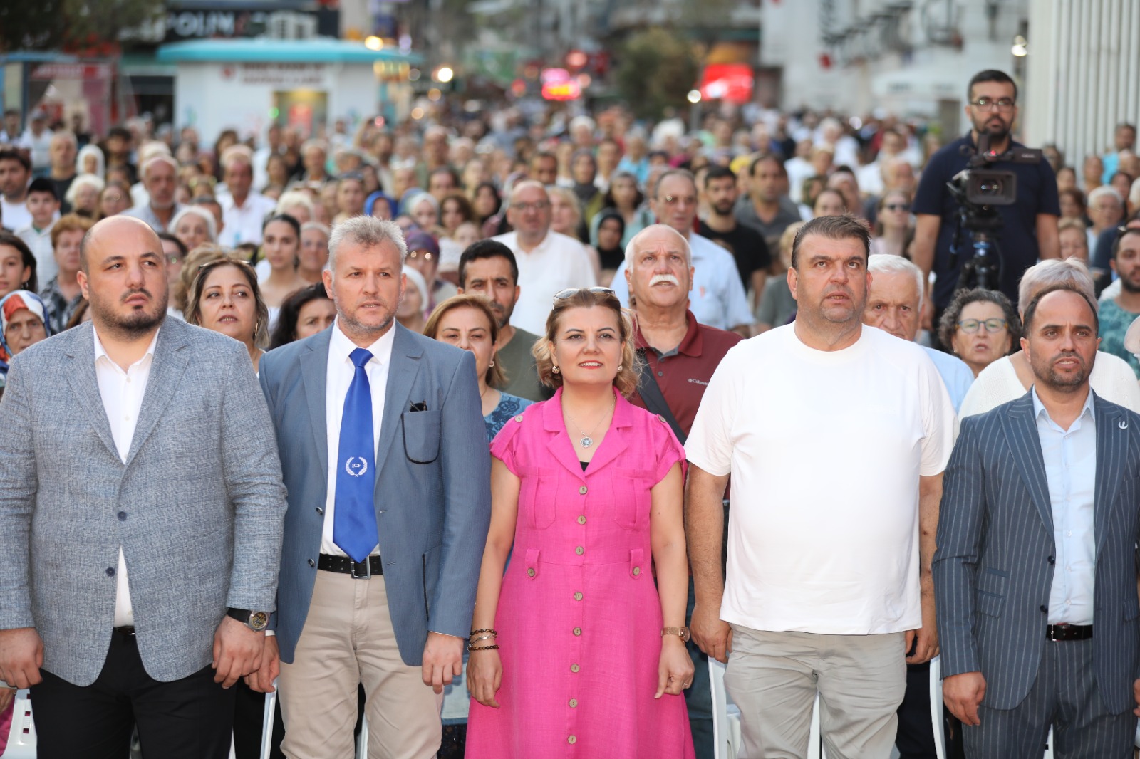 Protokol Üyeleri programa yoğun ilgi gösterdi (3) Protokol Üyeleri programa yoğun ilgi gösterdi (3)