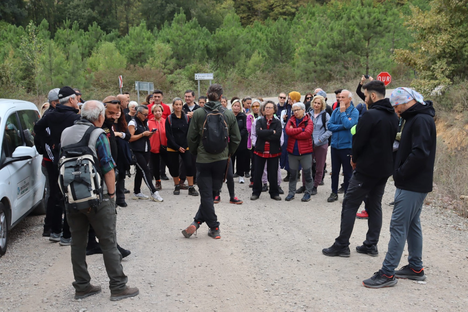 Bizim Köy Doga Yürüyüsü Üçgaziler'de gerçeklesti (5) Bizim Köy Doga Yürüyüsü Üçgaziler'de gerçeklesti (5)